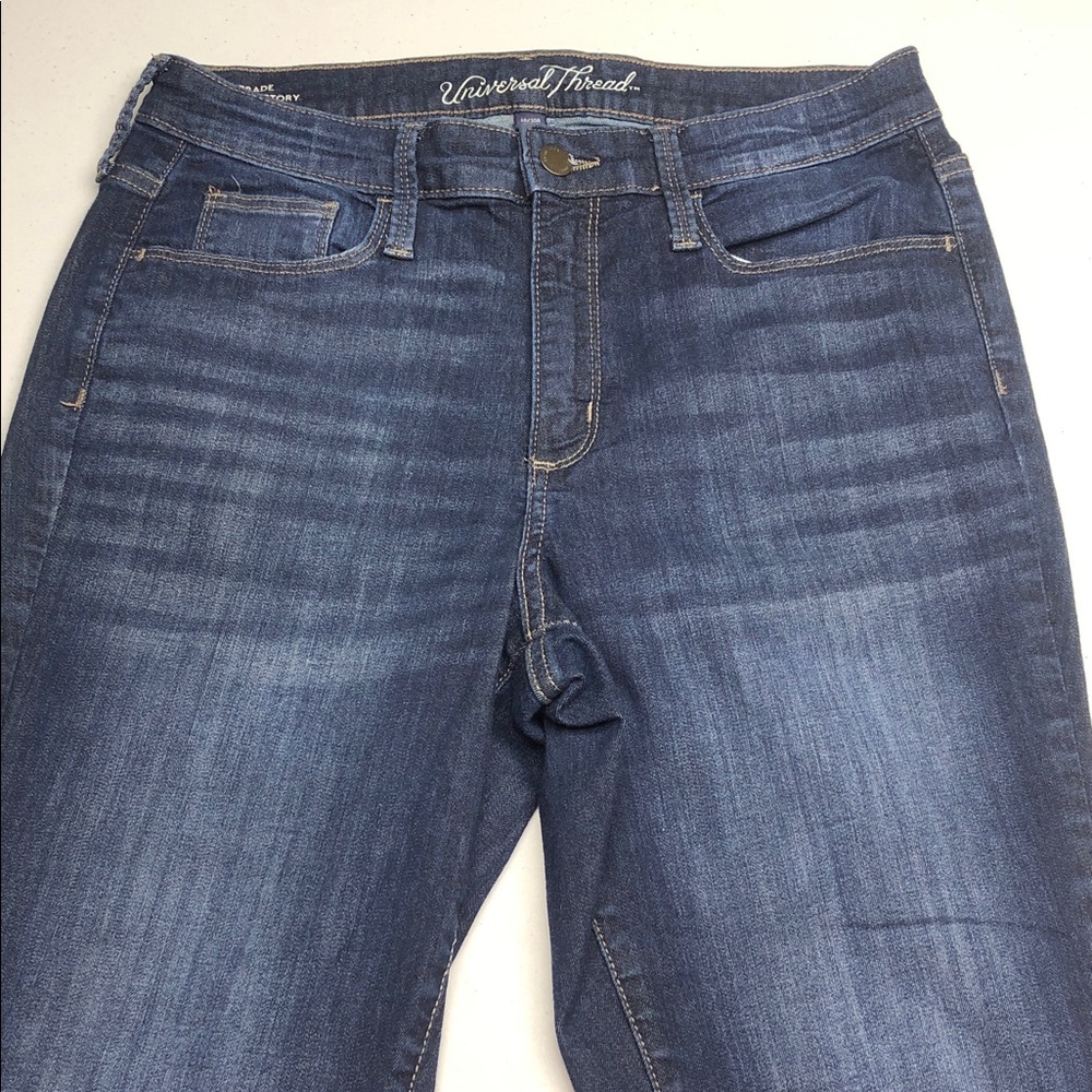 Universal Thread Women's High Rise Blue Jeans